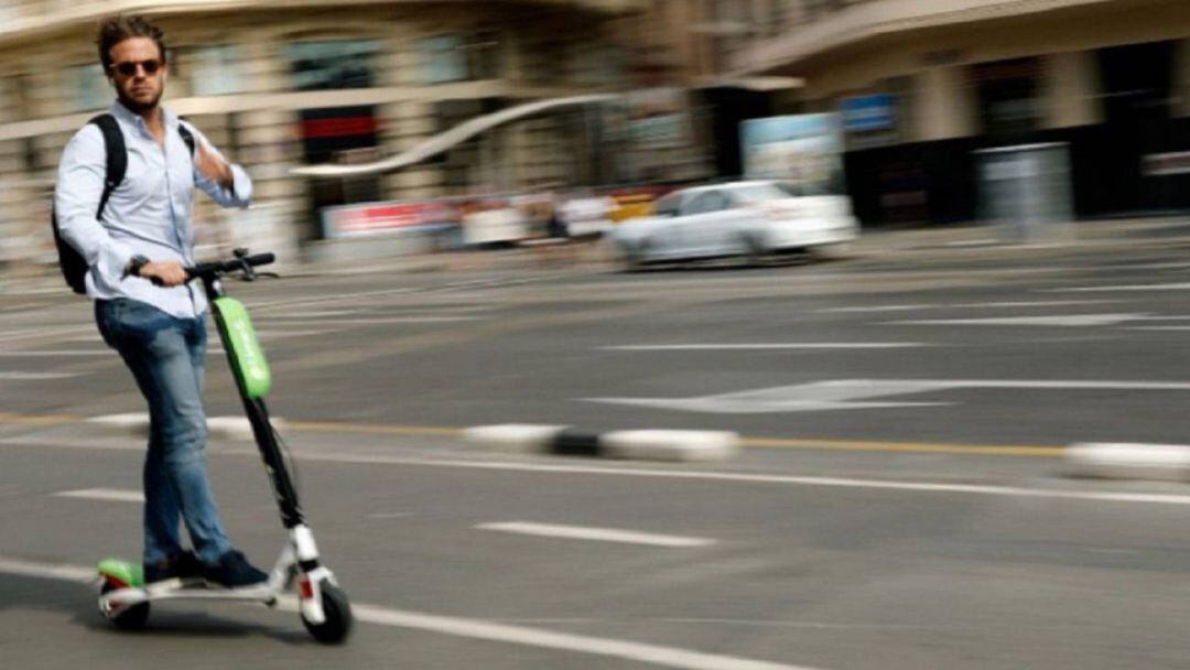 Los patinetes eléctricos no podrán circular por las aceras en San Sebastián