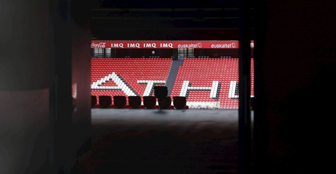 Bajo el lema 'Denot batera, lortuko dugu' las peñas Harrapari, Zurigorri, All Iron femenino, Zorrotza Hintxak y el Zorrotzako FS, todas del barrio bilbaíno de Zorroza, animan a que en cada zona de ese distrito "se ponga el himno en algún balcón y si no a capela, que somos de Bilbao"