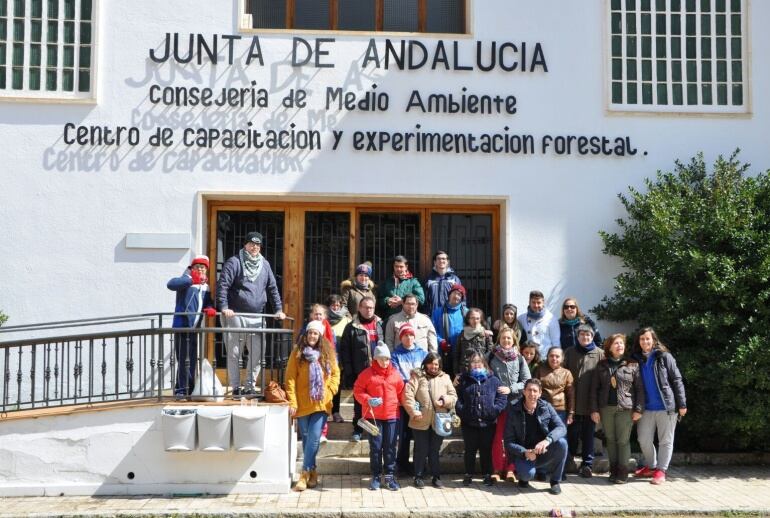 Visitaron las instalaciones del Centro de Formación situado en Vadillo-Castril, en pleno parque natural.