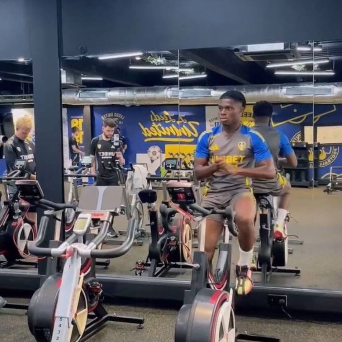 OFICIAL: Ramazani, el traspaso perfecto