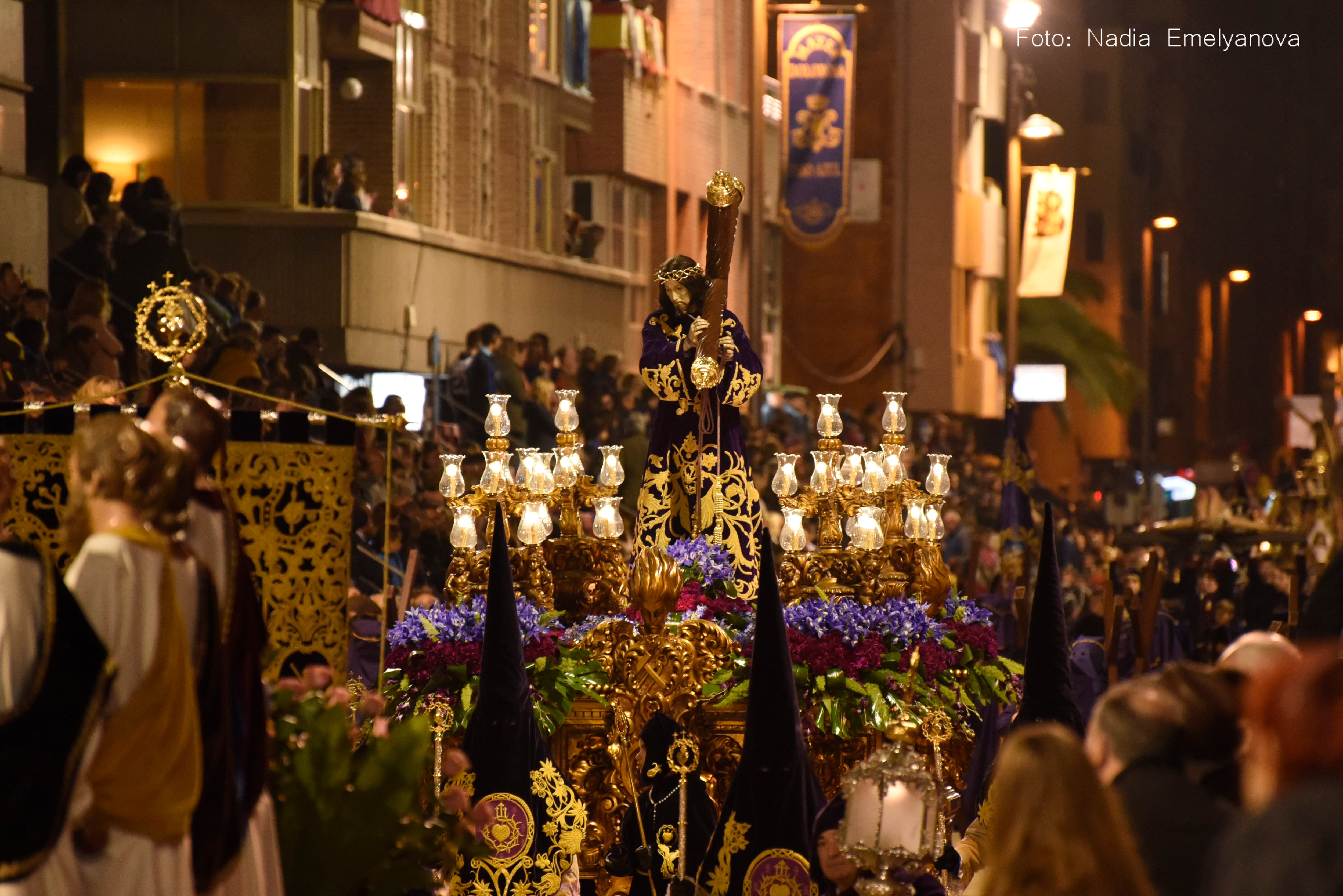 Cristo del Perdón del Paso Morado en el cortejo del Jueves Santo de Lorca