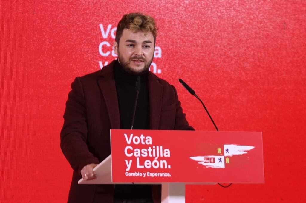 El secretario socialista de Medina del Campo, Luis Manuel Pascual, invita a votar el día 13