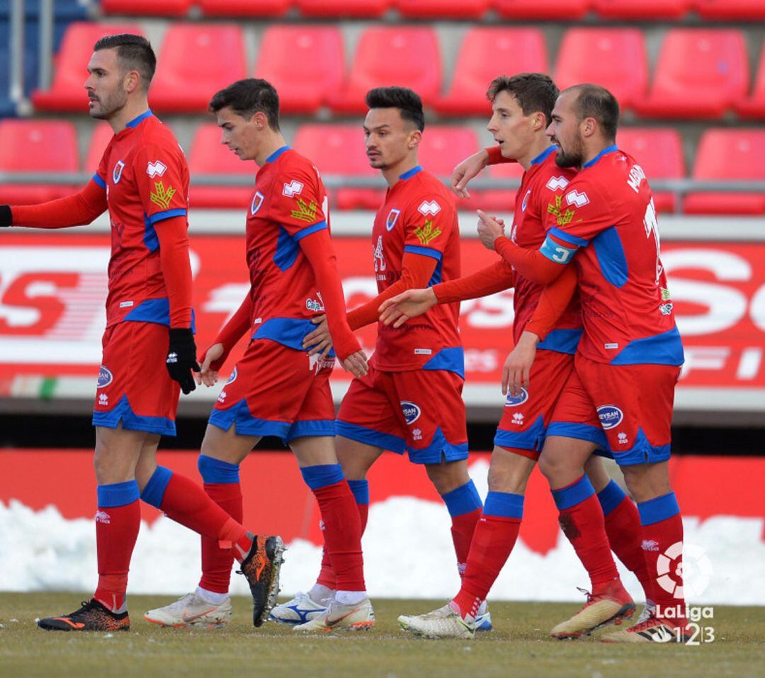 Los jugadores del Numancia celebran el tercer gol marcado al Lugo en Los Pajaritos.