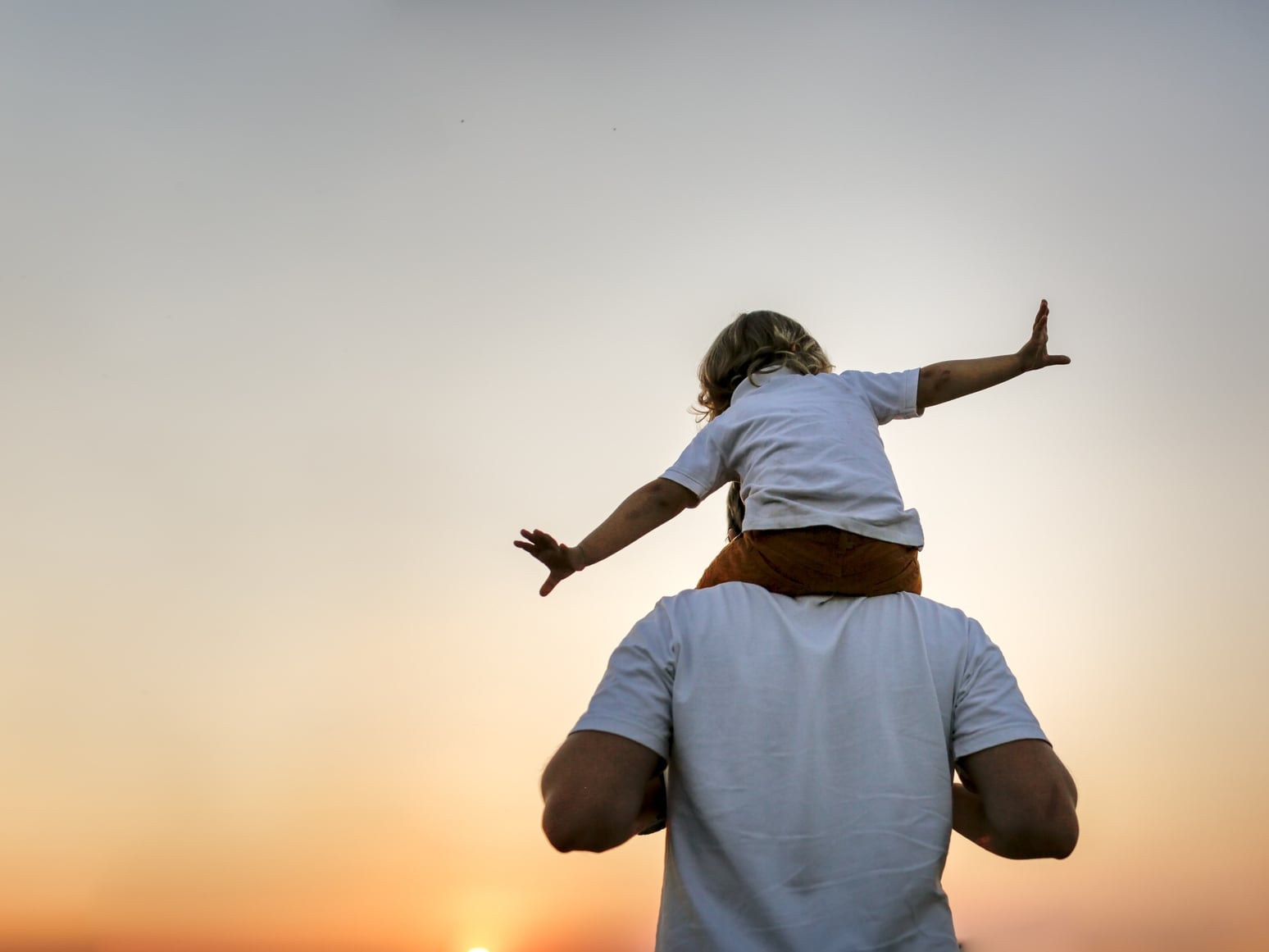 Un padre y su hijo. Recurso.