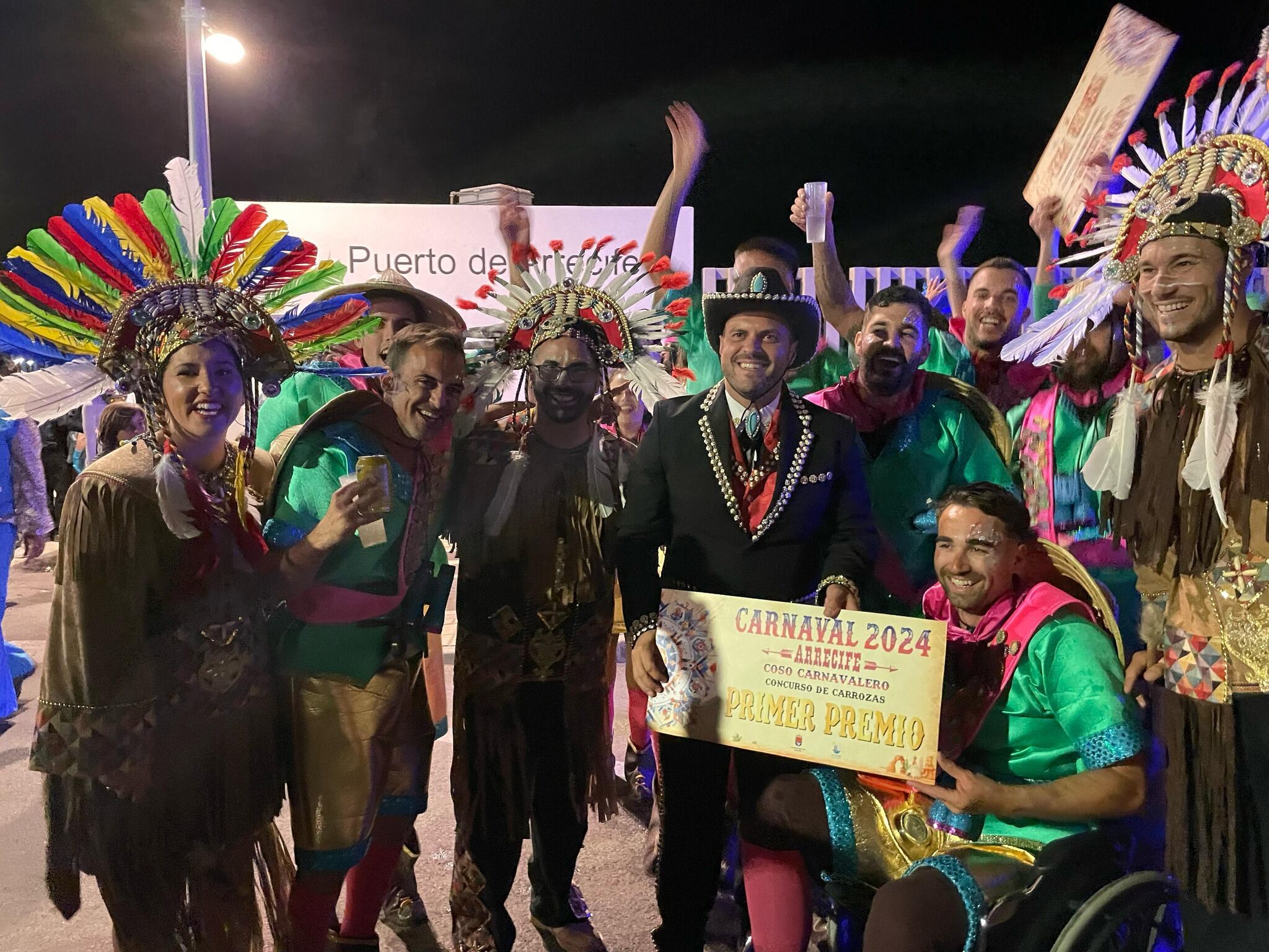 Integrantes de &#039;Exploradores del Monstruo del Charco de San Ginés&#039;, ganadores del Concurso de Carrozas