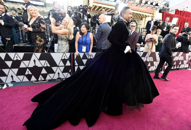 Porter llegando a la alfombra roja.