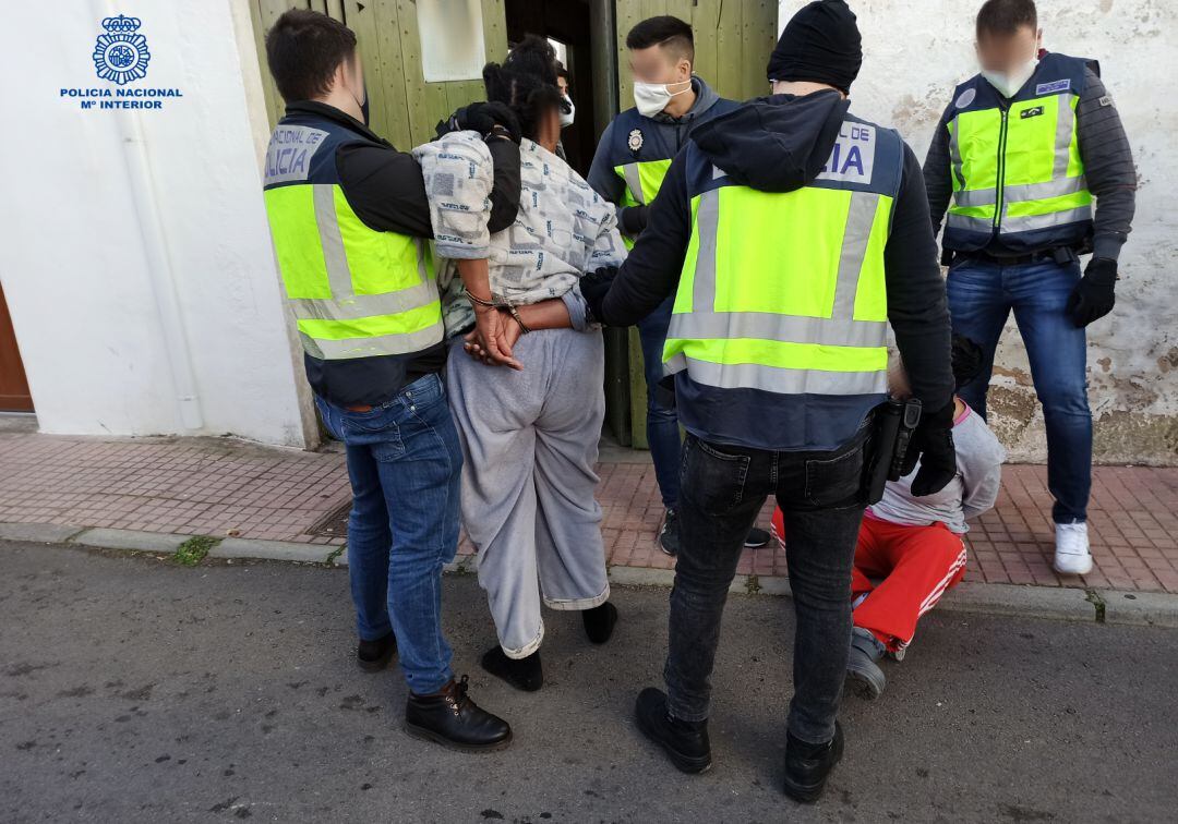 Momento en el que se llevaban a cabo las detenciones