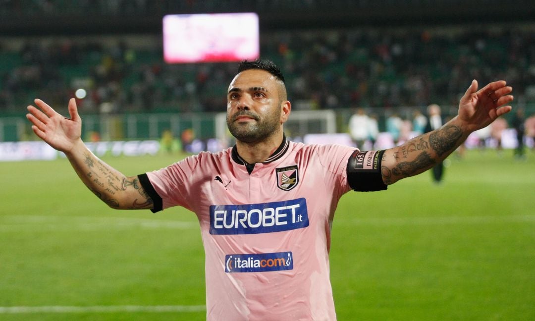 Miccoli durante un partido con el Palermo