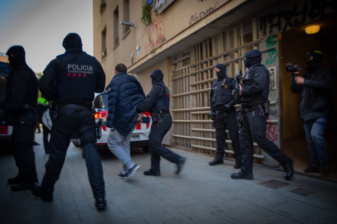 Imagen de un operativo policial desarrollado por Mossos d&#039;Esquadra