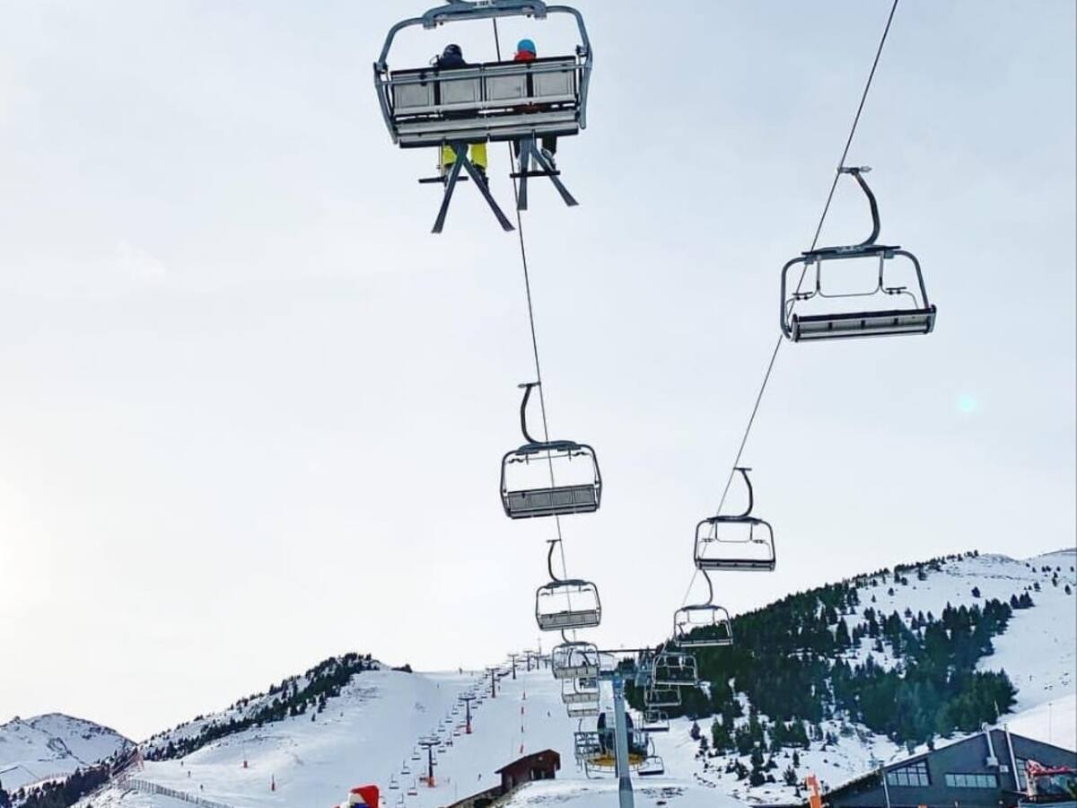 Cerler y Llanos del Hospital esperan más esquiadores de cara a Nochevieja