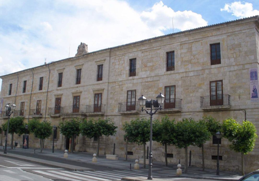 Fincas, ermitas, algún cementerio y casas, propiedades que la iglesia devolverá en Palencia