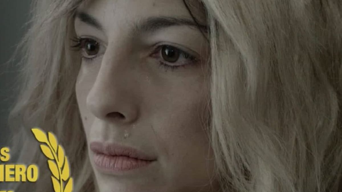 La actriz Cristina Mediero recibe el premio honorífico Decortoán Joven-Fundación Caja Rural