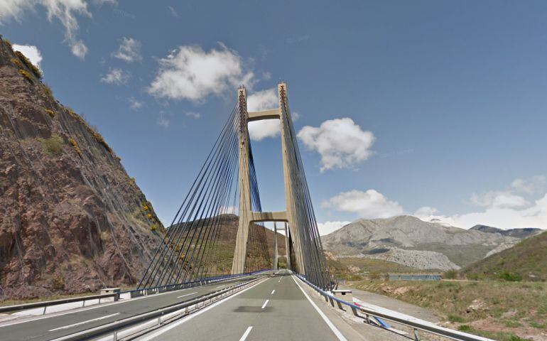 El viaducto Fernández Casado, una de las imágenes más características de la AP-66