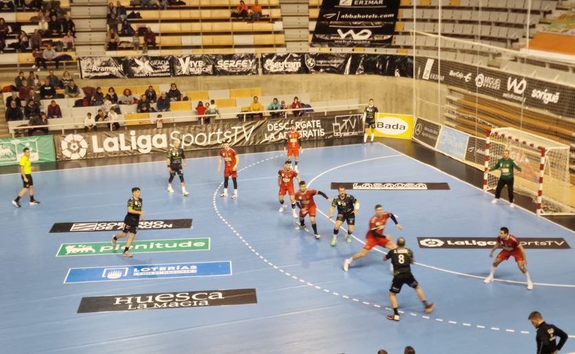 Bada Huesca espera ganar por fin en casa este domingo