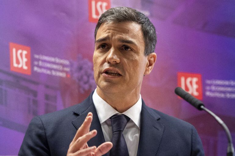 El secretario general del Partido Socialista Obrero Español (PSOE), Pedro Sánchez, ofrece una conferencia en la London School of Economics 