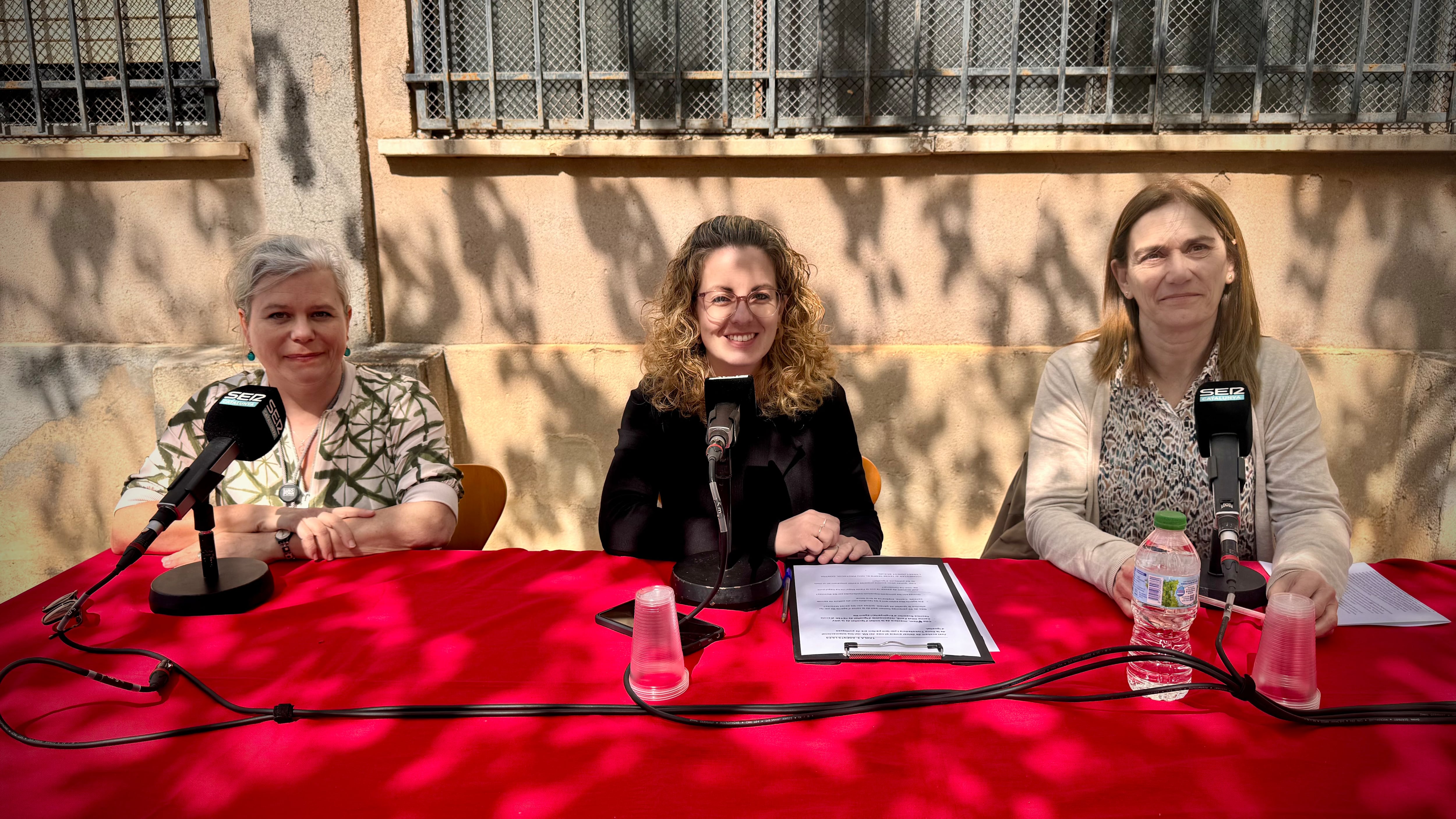 Polítiques d'igualtat amb Cilia Willem, directora de la Unitat d’Igualtat de la URVi Carme Olivé Farré, responsable d'Igualtat de l'ETSE (Escola Tècnica Superior d’Enginyeria) i agent lila