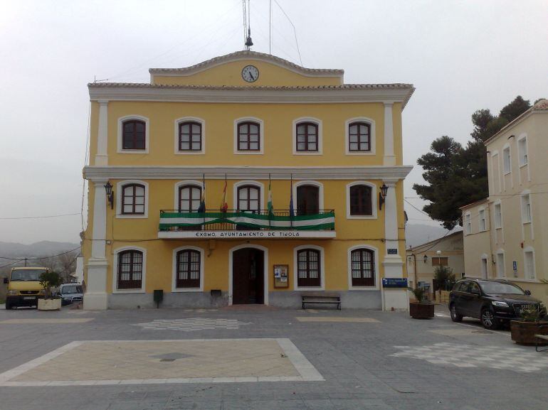 Fachada del Ayuntamiento de Tíjola.