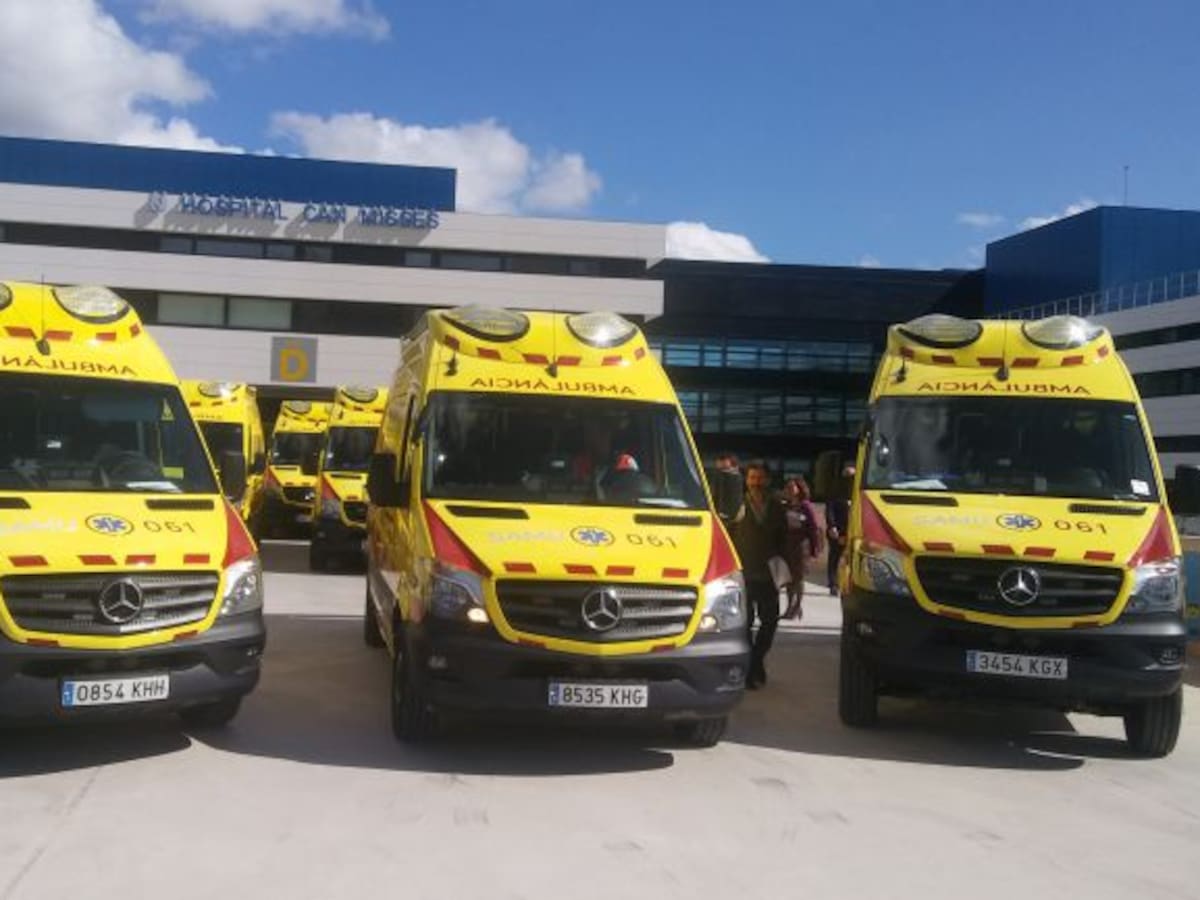 Todos los conductores de ambulancia tienen el carnet C1, según el Govern