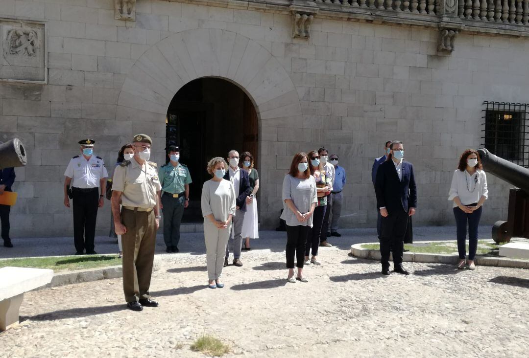 Minuto de silencio en el Consolat de la Mar