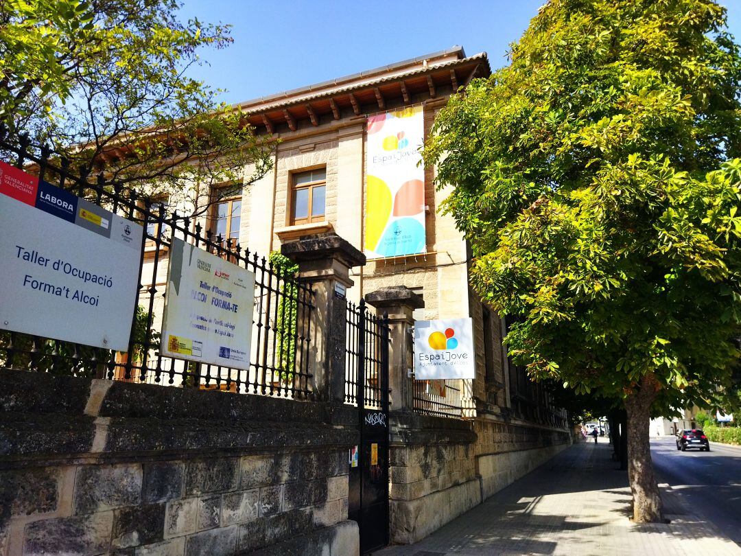 El Centre Cervantes Jove acull aquest divendres la xerrada informativa sobre les ajudes del bo lloguer jove.