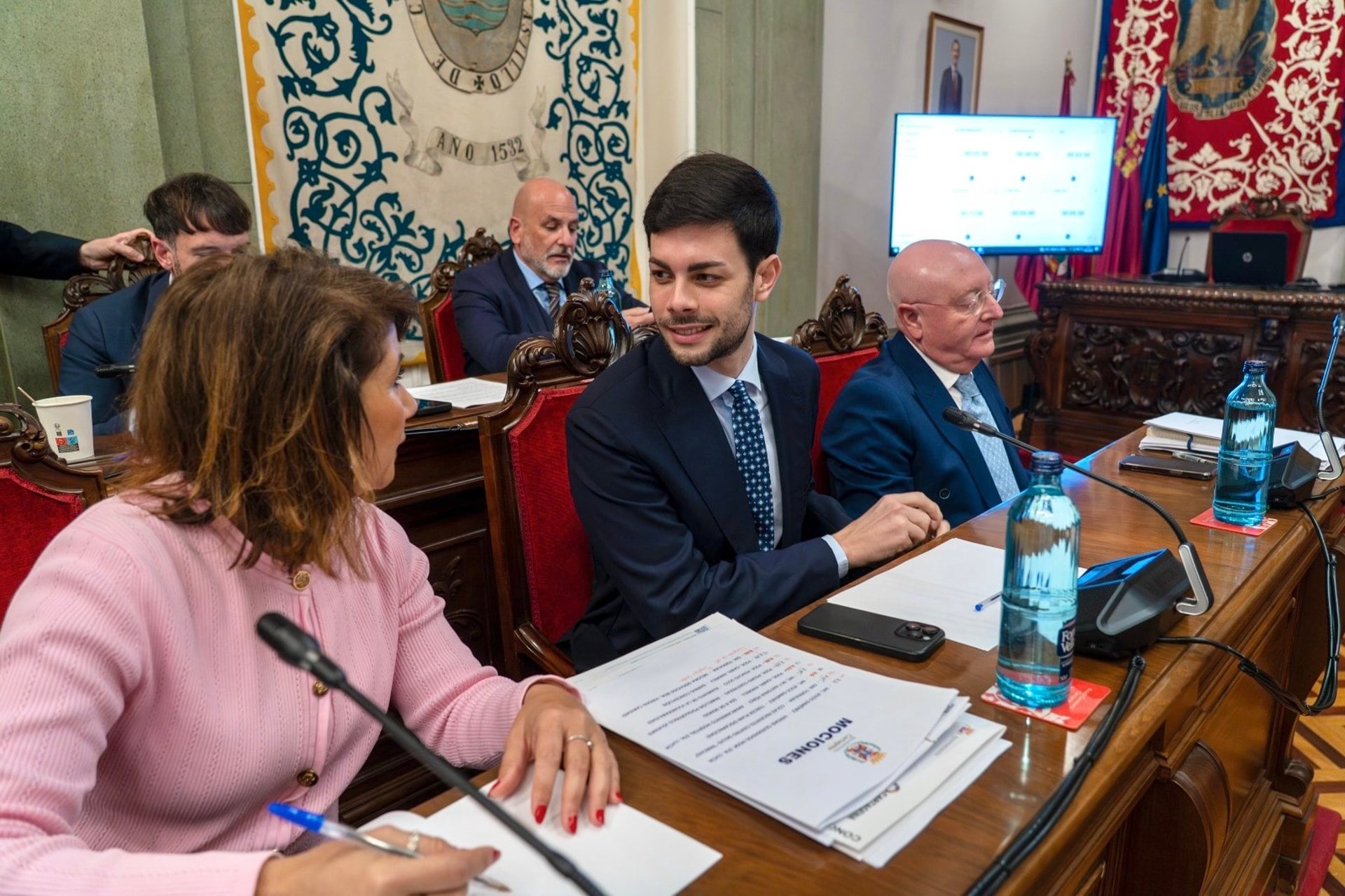 El Gobierno de Cartagena anuncia una reducción histórica de la deuda ante las críticas de la oposición