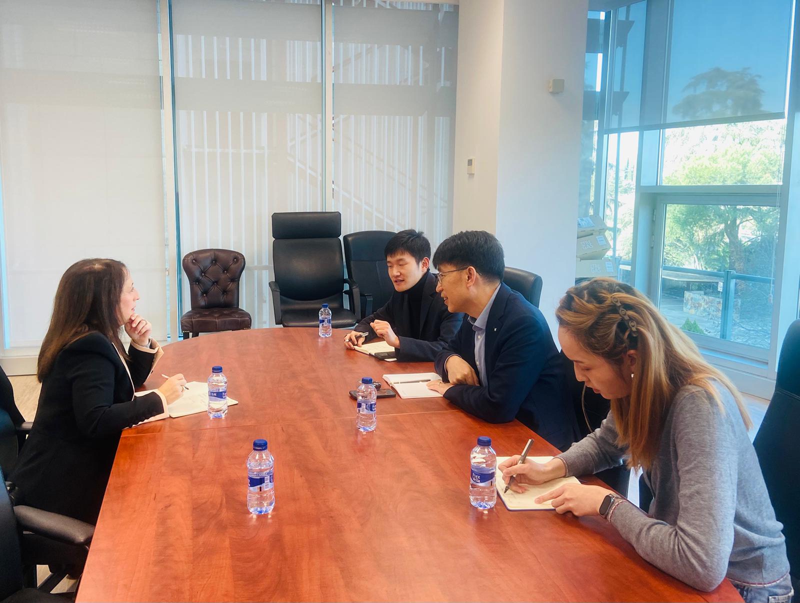 Reunión en Madrid para reforzar la colaboración en formación profesional y educación entre China y Aragón