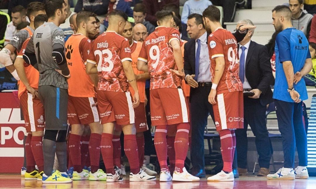 La plantilla de ElPozo Murcia durante un tiempo muerto