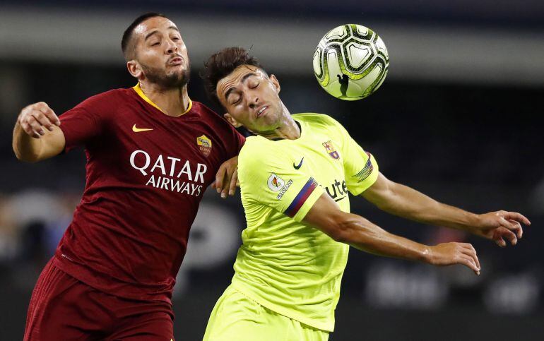 El Barça y la Roma, durante el partido