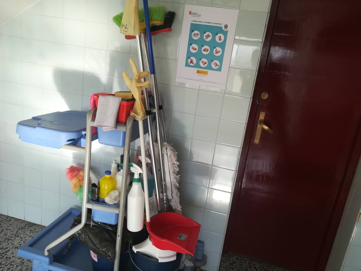 Sale a contratación la limpieza de colegios y dependencias del Ayuntamiento de Aranda de Duero