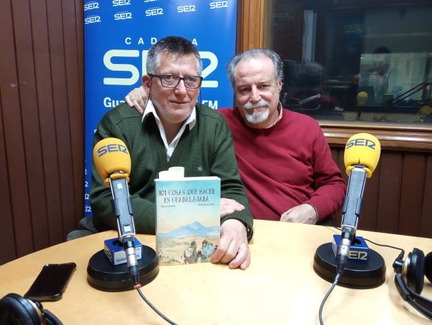 Ángel De Juan y José Antonio Alonso, en los estudios de SER Guadalajara.