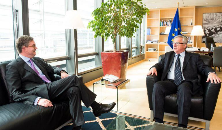 Julian King y Jean-Claude Juncker, en una imagen de archivo.