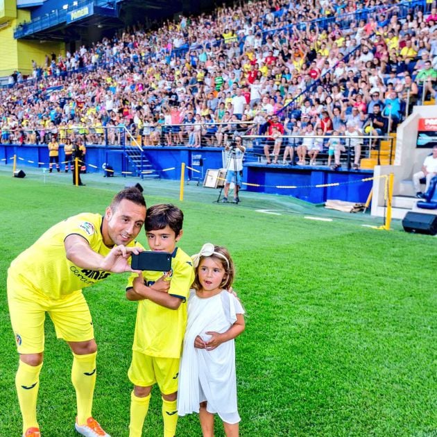 Santi Cazorla en su presentación en el Madrigal