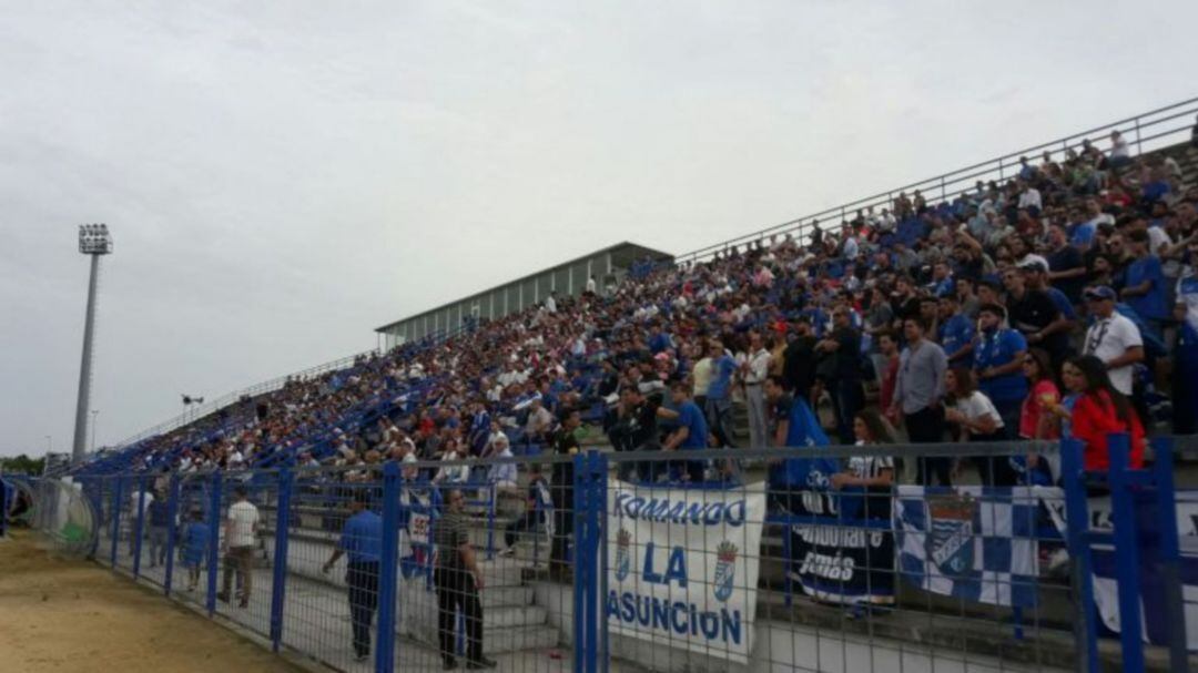 La afición del Xerez CD en La Juventud. 