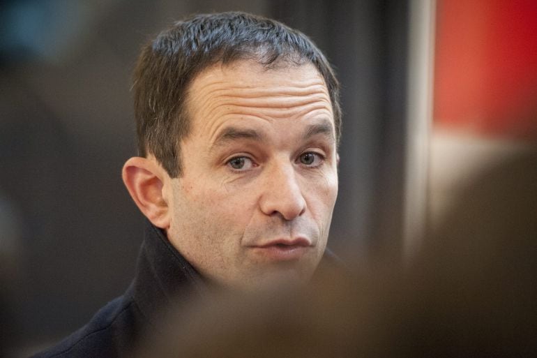 Hamon se impone a Valls en las primarias del Partido Socialista francés