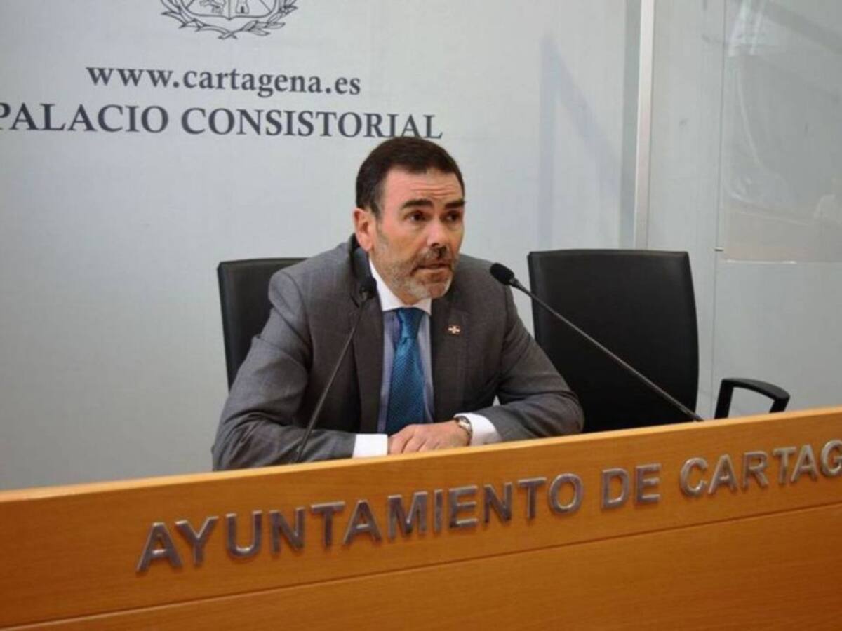 El juez ve indicios de un delito leve contra José López por coacciones a un funcionario del Ayuntamiento