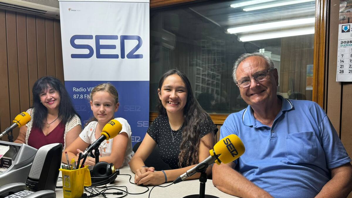 Miembros de la Coral Ambrosio Cotes