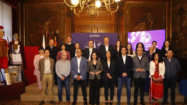 Es la primera vez que la Semana Santa de la provincia se presenta en Zaragoza y el acto marca el pistoletazo de salida de una campaña de difusión en medios y redes sociales para potenciarla como propuesta cultural y turística de primer orden