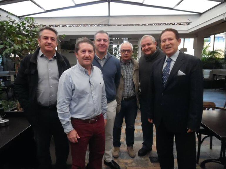 Directiva de la Fundació Dénia, presidida por Ramón de Cárdenas.