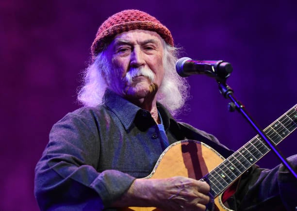 Crosby tocando en el Ace Hotel de Los Ángeles en 2019. (Photo by Scott Dudelson/Getty Images)