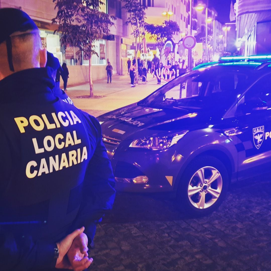 Agente de la USCI de la Policía Local de Arrecife.