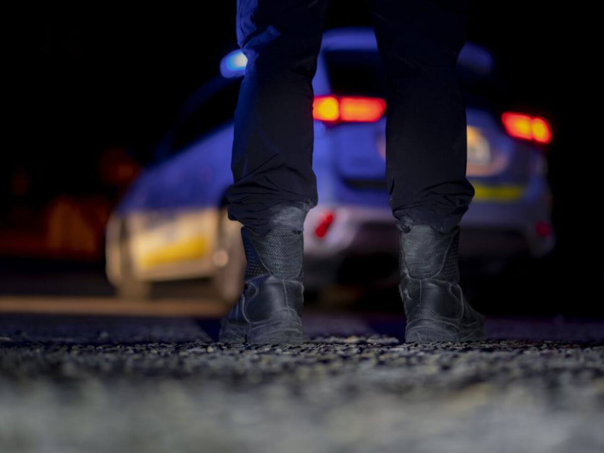 Siete detenidos y cinco policías heridos en València tras una concentración ilegal