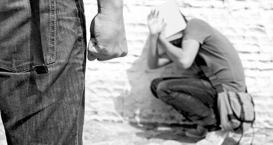 Més de la meitat de conductes agressives a l'institut acaben amb lesions físiques