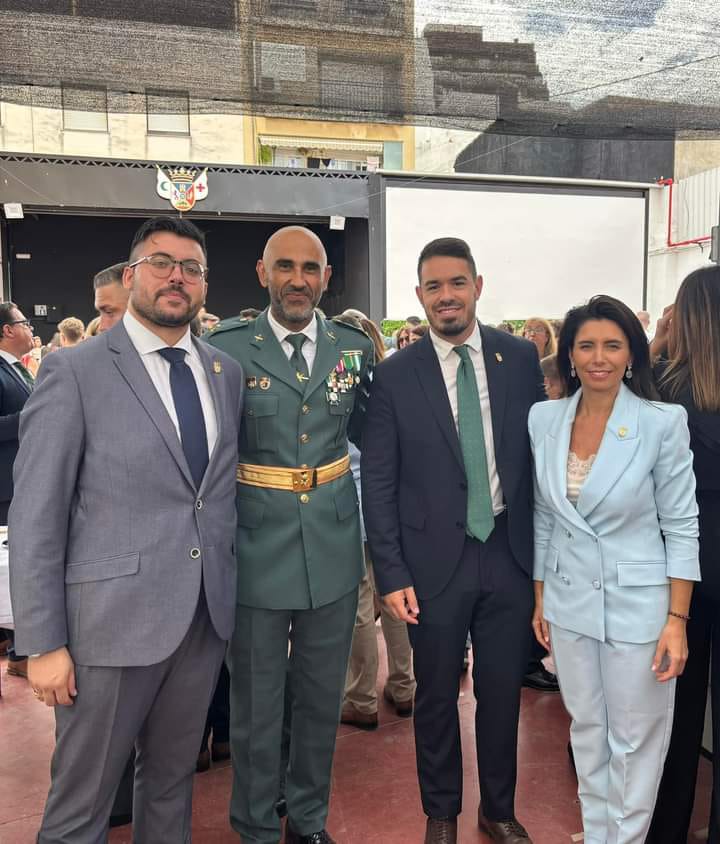 Concejales del PP de Villena en el acto de la Guardia Civil