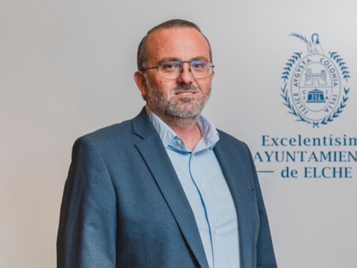 Cesan al pedáneo de Arenales del Sol, Alejandro García Raduán, por una denuncia por un presunto acoso sexual