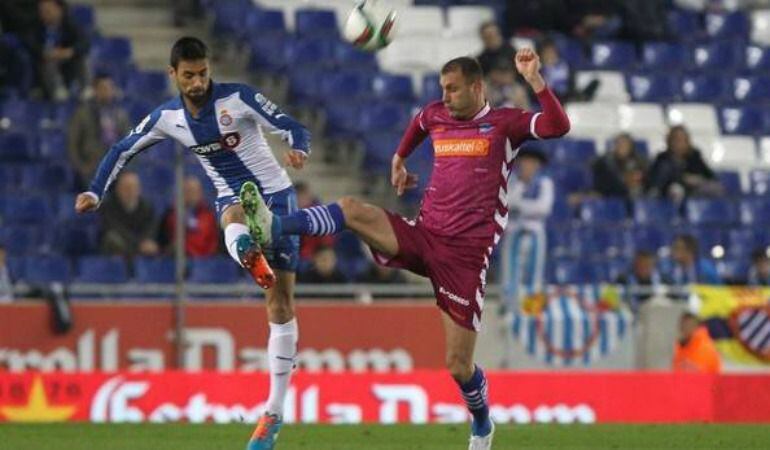 Despotovic se incorporá el martes a los entrenamientos con el Alavés