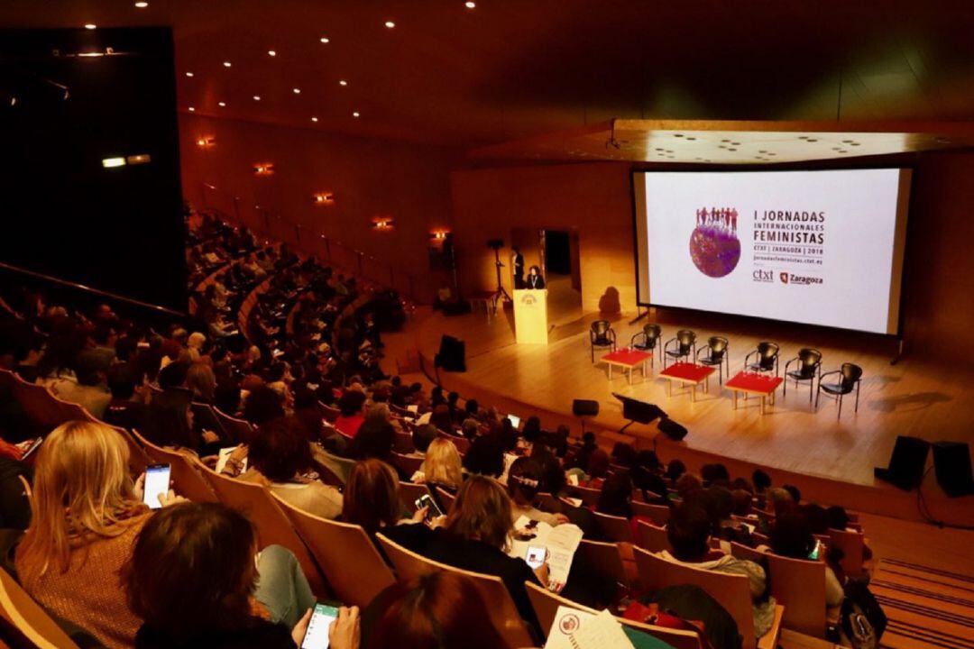 Sesión de las I Jornadas Internacional Feministas de Zaragoza en el Auditorio