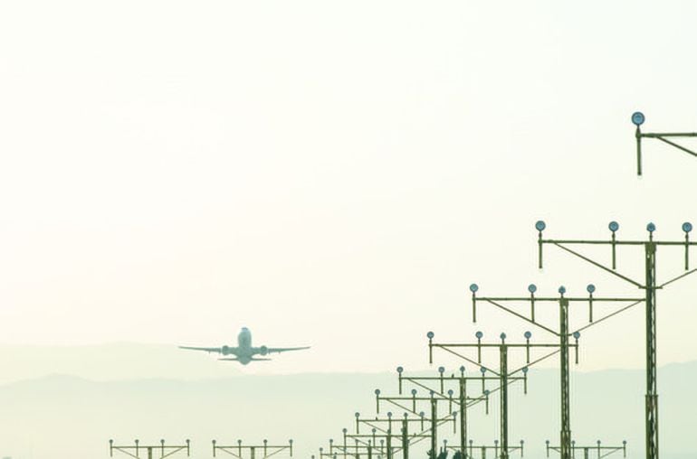 Aeropuerto de Málaga, Avión,