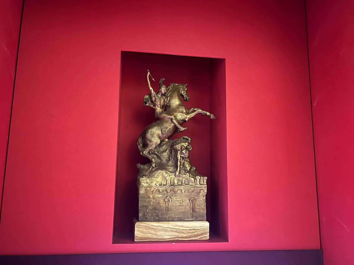 T04X14 Alcoi, avant la Festa! El Sant Jordi de Lorenzo Ridaura