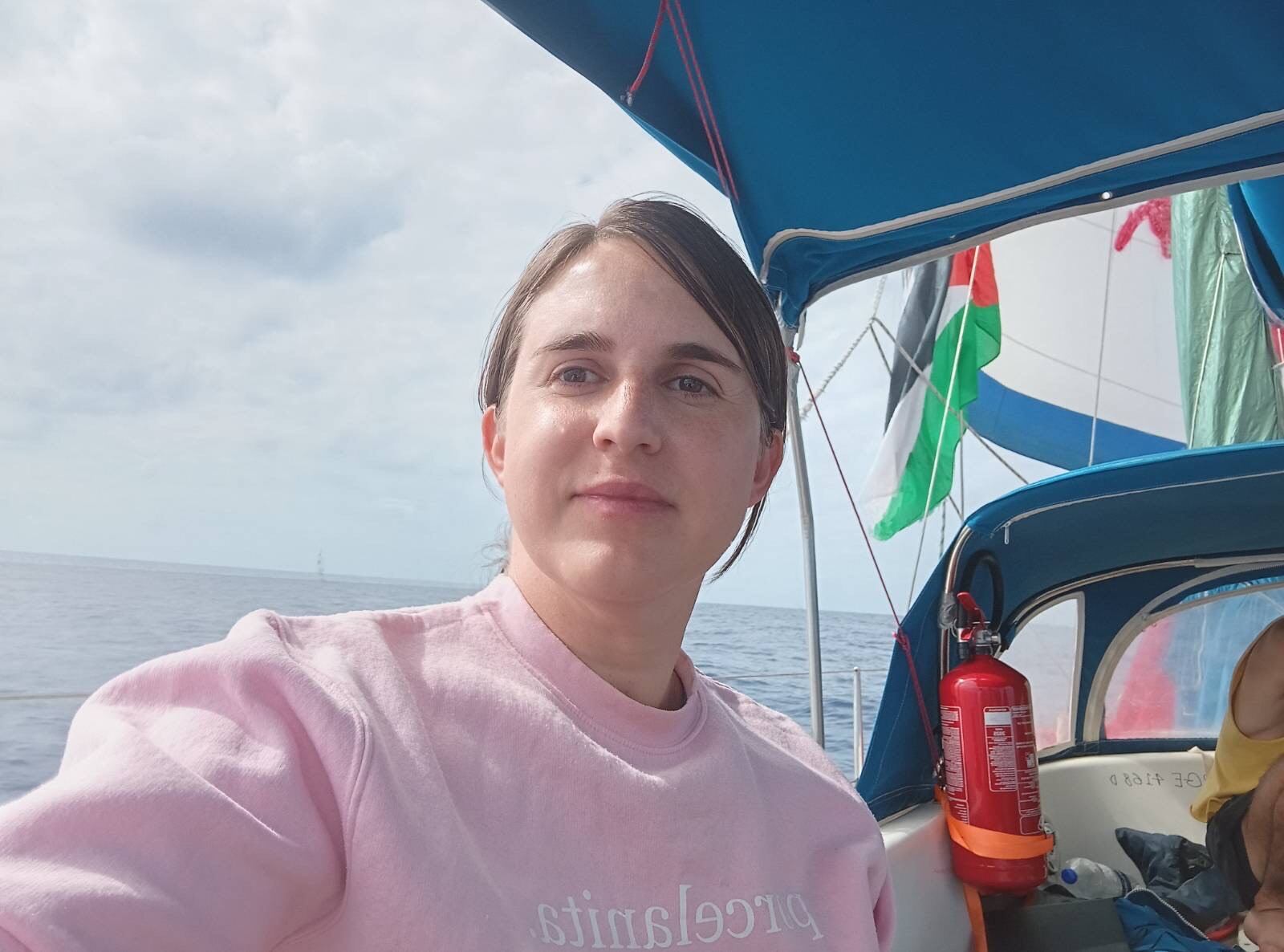 ARGEL, 04/10/2025.- La diputada española en la Asamblea de Madrid Jimena González, desde el &quot;Soul of my soul&quot;, integrante de la Flotilla de la Libertad-Thousand Madleens que continúa rumbo a Gaza para denunciar el bloqueo israelí. EFE/Jimena González  *****SOLO USO EDITORIAL/SOLO DISPONIBLE PARA ILUSTRAR LA NOTICIA QUE ACOMPAÑA (CRÉDITO OBLIGATORIO) *****
