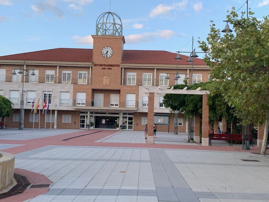 Plaza Mayor de Cabanillas del Campo